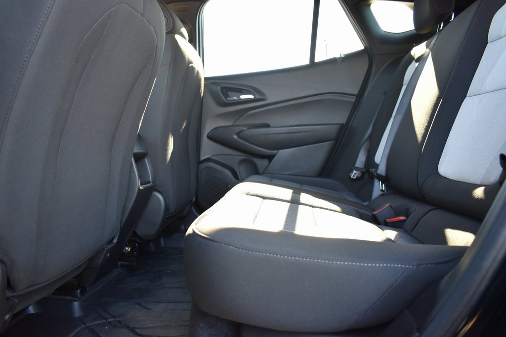 Certified 2024 Chevrolet Trax RS w/ Driver Confidence Package image 9