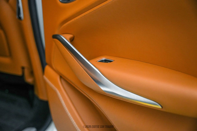 Used 2021 Aston Martin DBX image 45