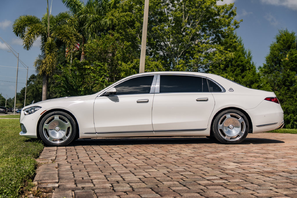 Used 2024 Mercedes-Benz Maybach S 680 4MATIC image 2