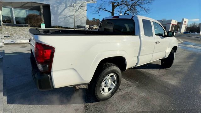 Used 2019 Toyota Tacoma SR image 2