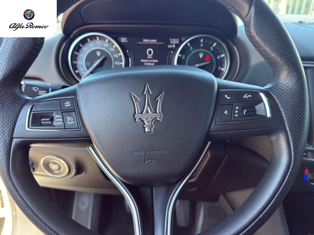 Used 2021 Maserati Levante AWD/4WD image 23
