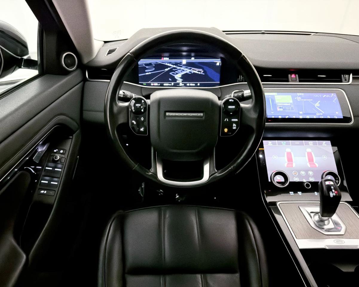 Used 2020 Land Rover Range Rover Evoque SE AWD/4WD image 30