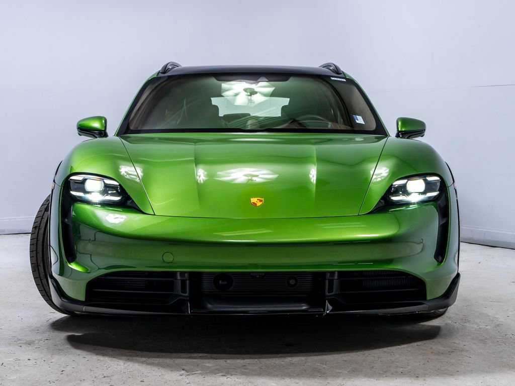 Used 2022 Porsche Taycan Turbo S image 10