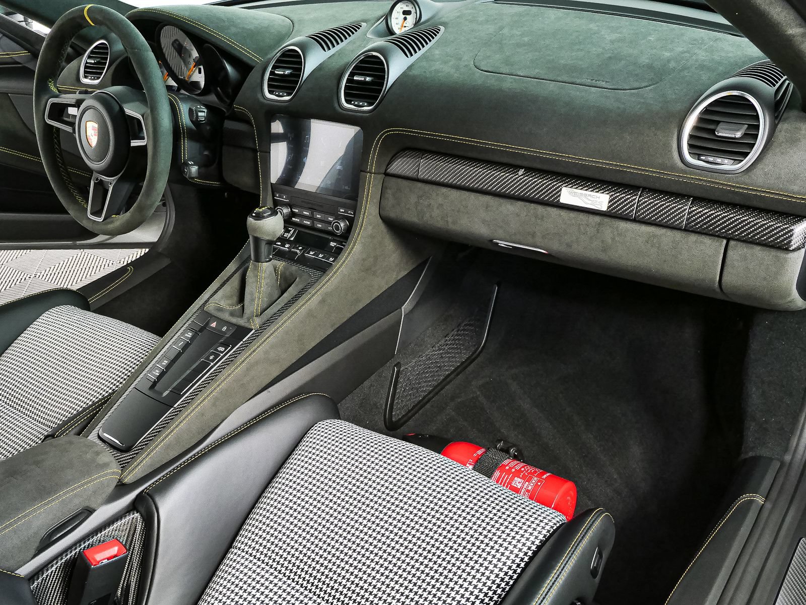 Certified 2025 Porsche 718 Boxster Spyder RS RWD image 21