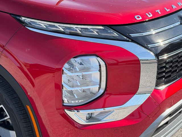 New 2026 Mitsubishi Outlander SE FWD image 9