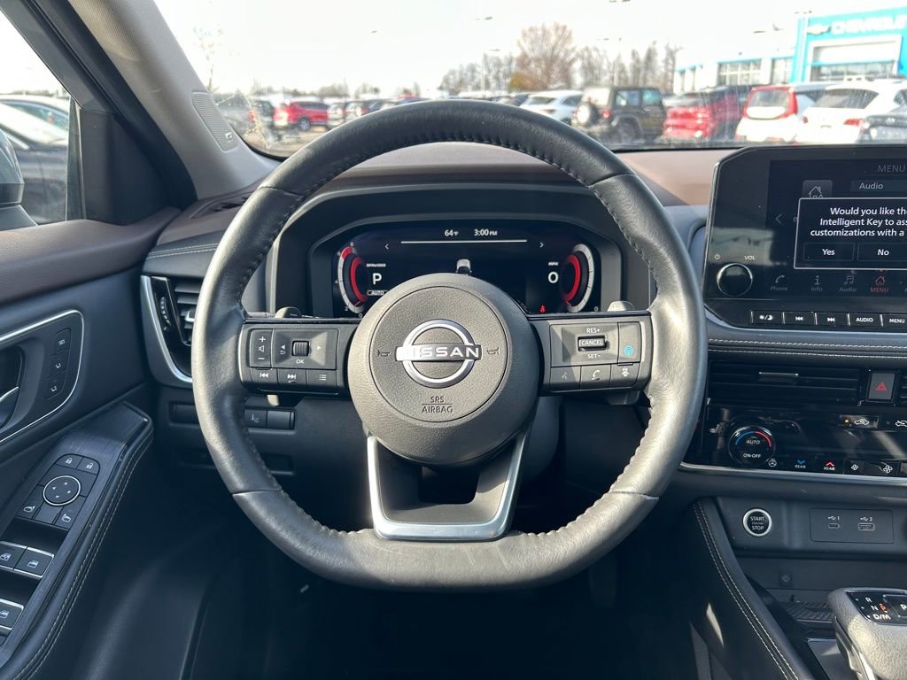 Used 2023 Nissan Rogue Platinum w/ Platinum Premium Package image 10