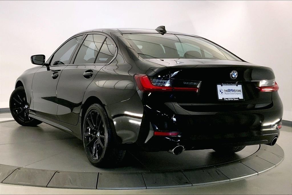 Used 2022 BMW 330i xDrive Sedan w/ Premium Package AWD/4WD image 10