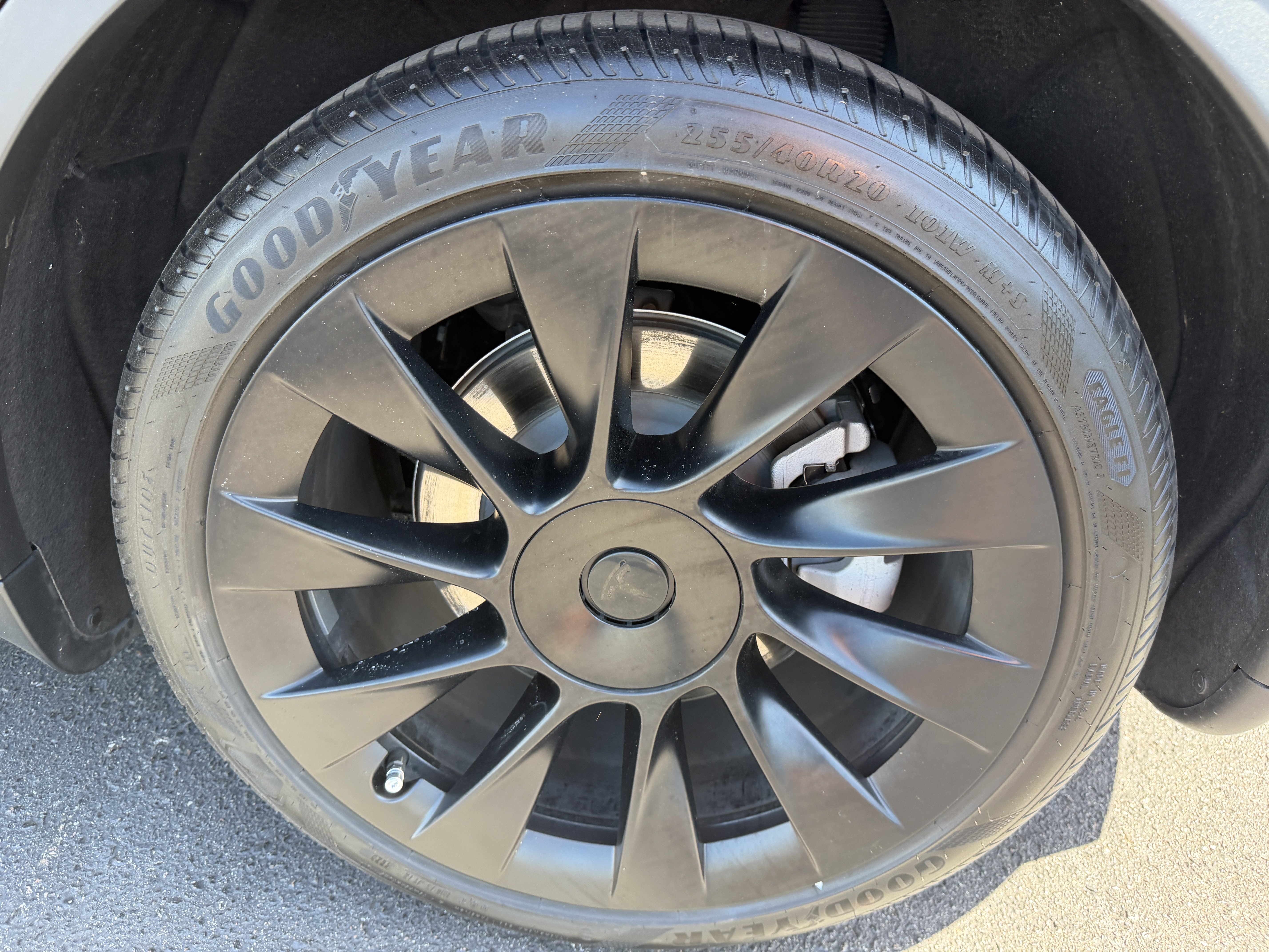 Used 2023 Tesla Model Y Long Range image 29