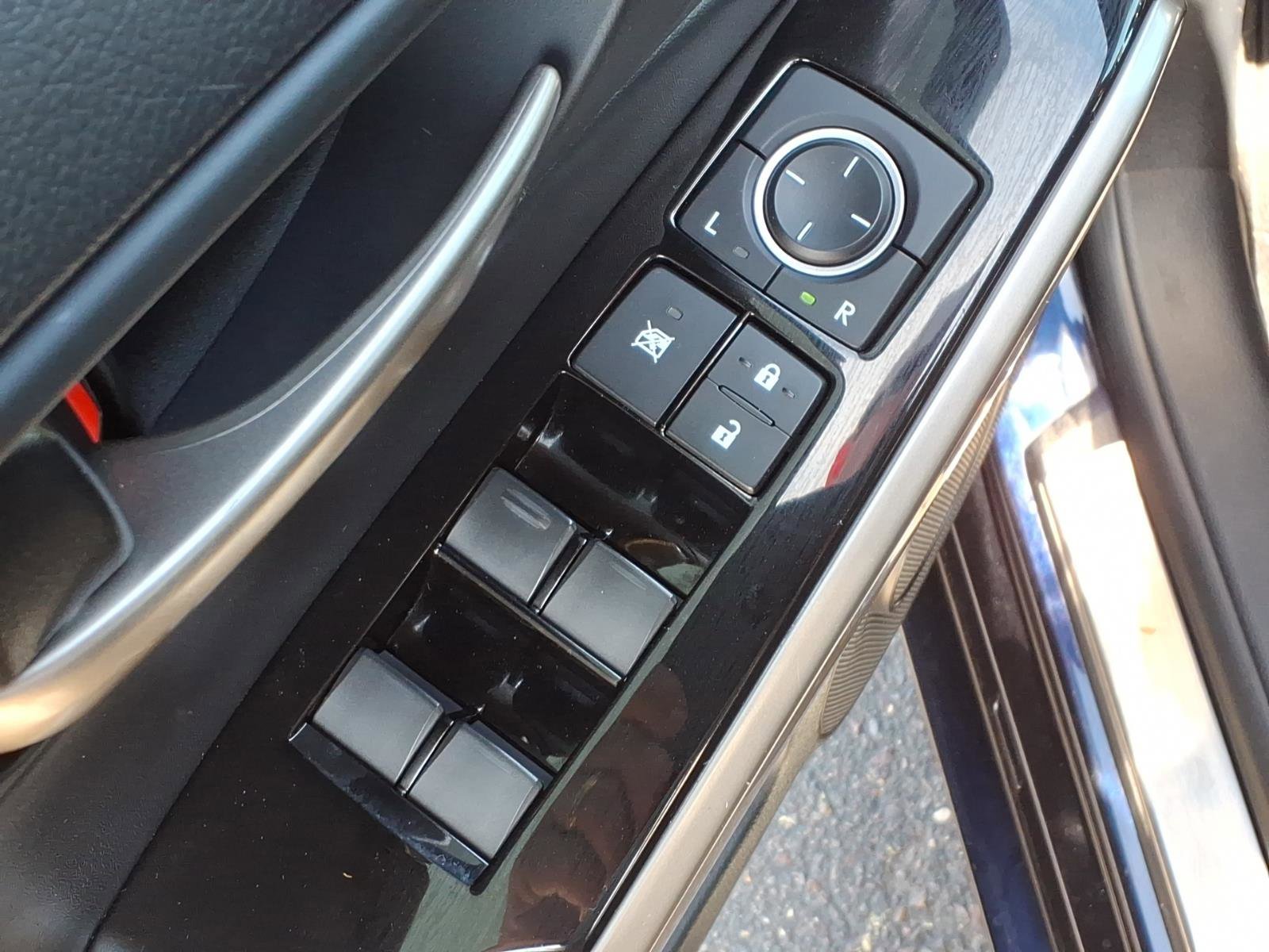 Used 2017 Lexus IS 200t w/ Navigation System Package image 21