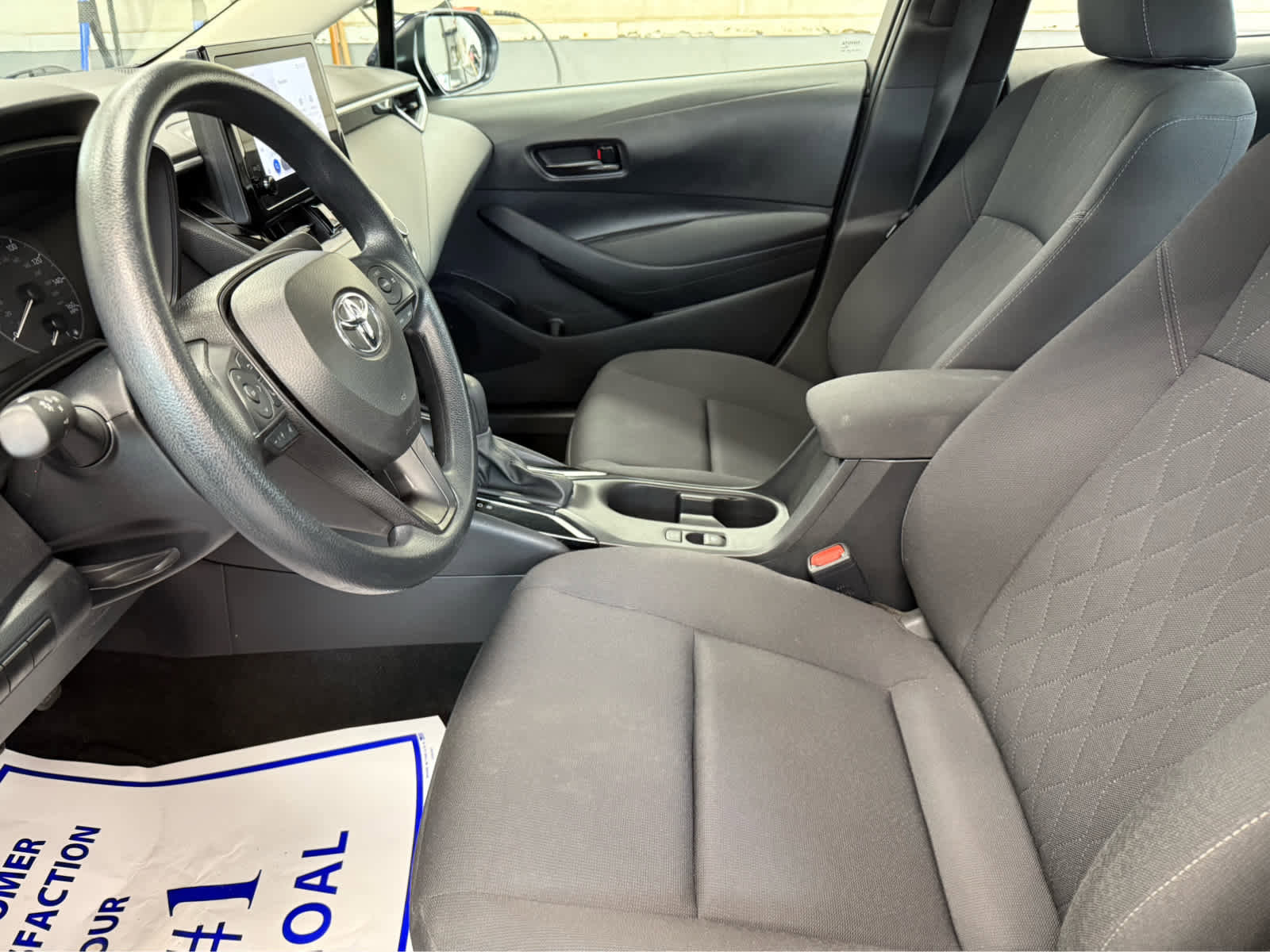 Used 2024 Toyota Corolla LE image 12