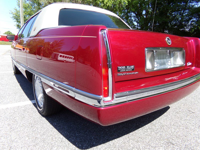 Used 1996 Cadillac De Ville Sedan FWD image 8