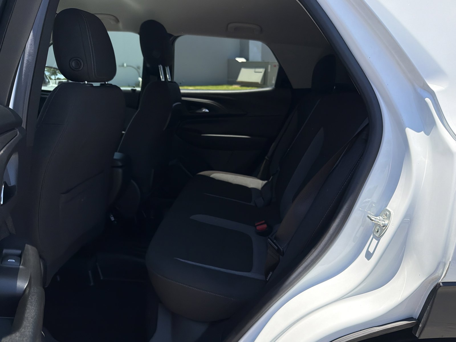 Used 2024 Chevrolet TrailBlazer LS w/ LS Convenience Package FWD image 28