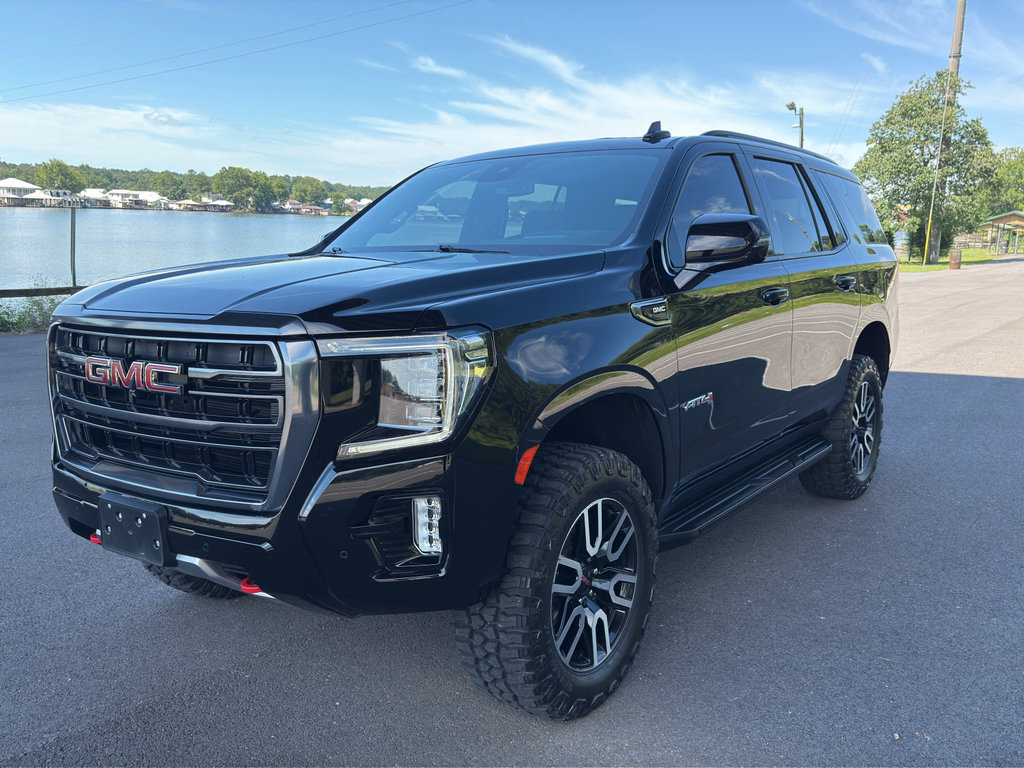 Used 2024 GMC Yukon AT4 w/ Technology Package AWD/4WD image 7