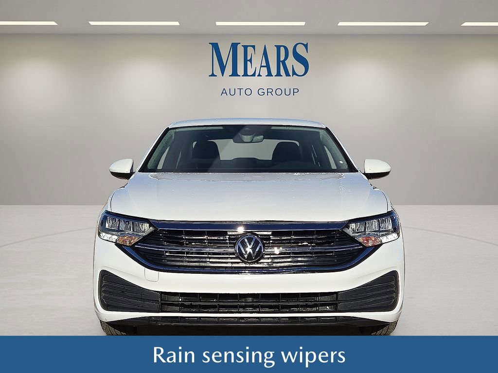 Used 2024 Volkswagen Jetta S image 9