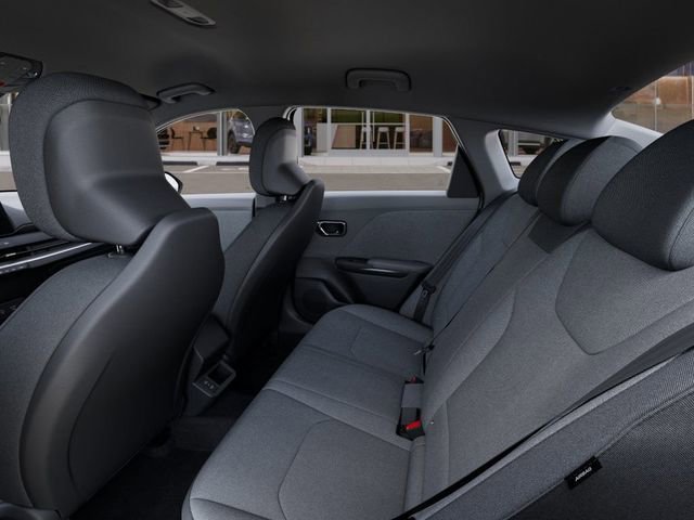 New 2025 Kia K4 LX image 18