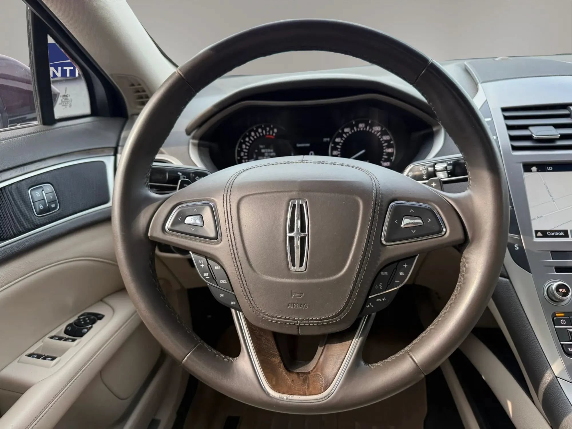 Used 2017 Lincoln MKZ Reserve AWD/4WD image 16