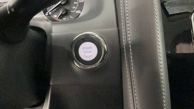 Used 2020 INFINITI QX80 Luxe w/ Sensory Package AWD/4WD image 19