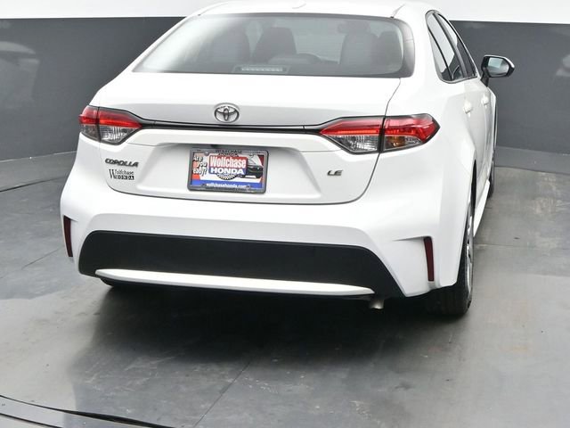 Used 2022 Toyota Corolla LE image 5