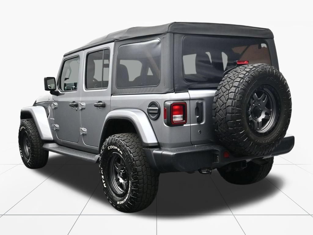 Used 2020 Jeep Wrangler Unlimited Sahara AWD/4WD image 6