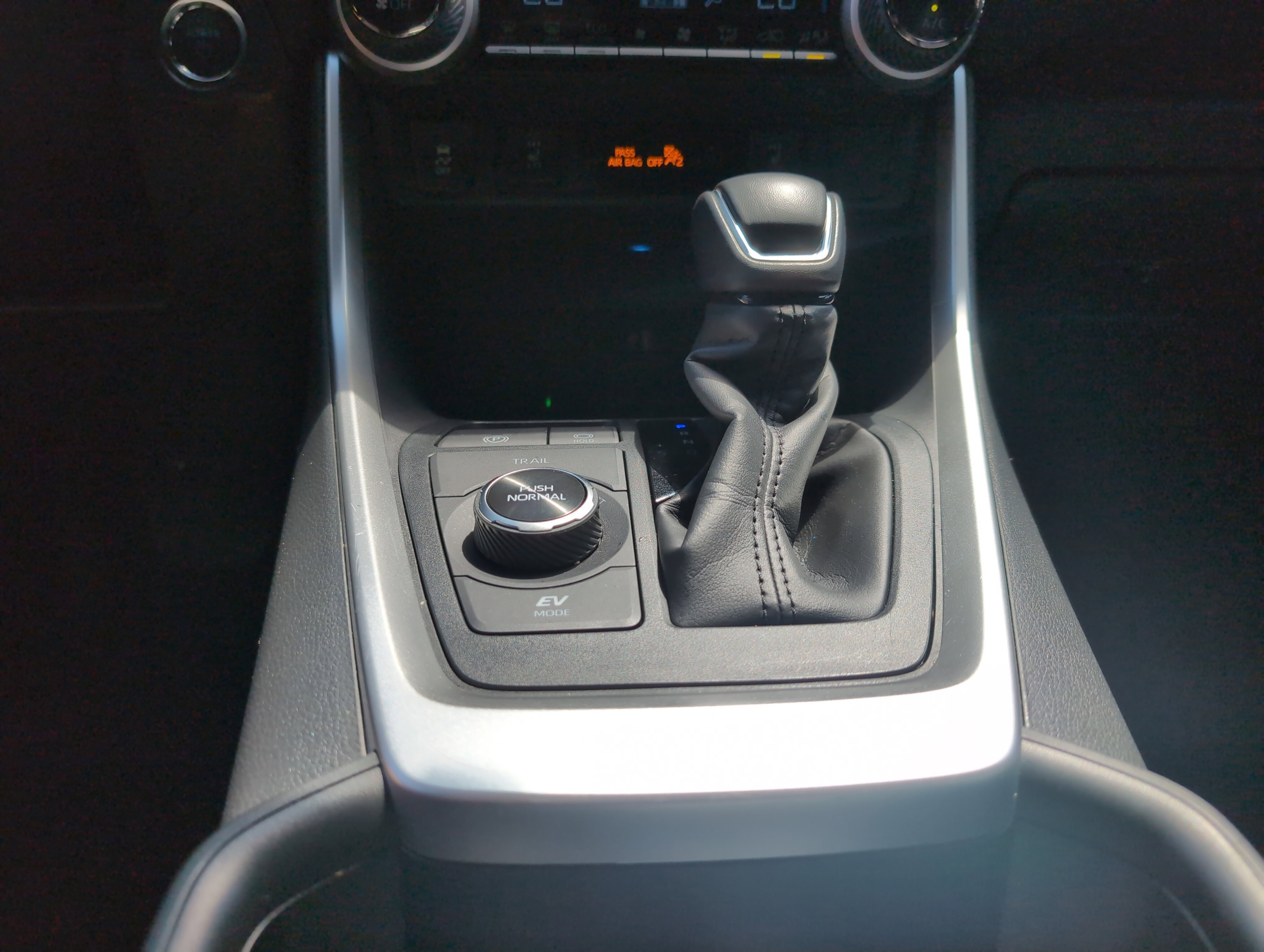 Certified 2025 Toyota RAV4 XSE AWD/4WD image 26
