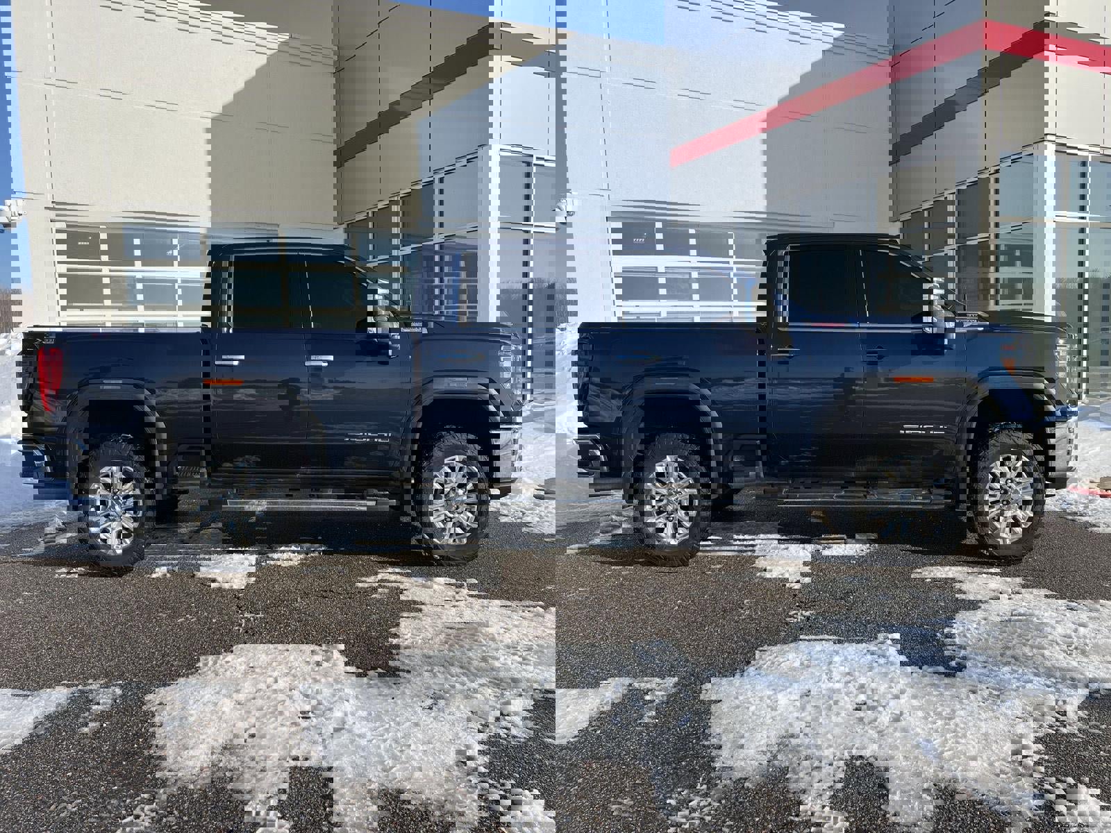 Used 2020 GMC Sierra 3500 SLT w/ SLT Convenience Package image 25