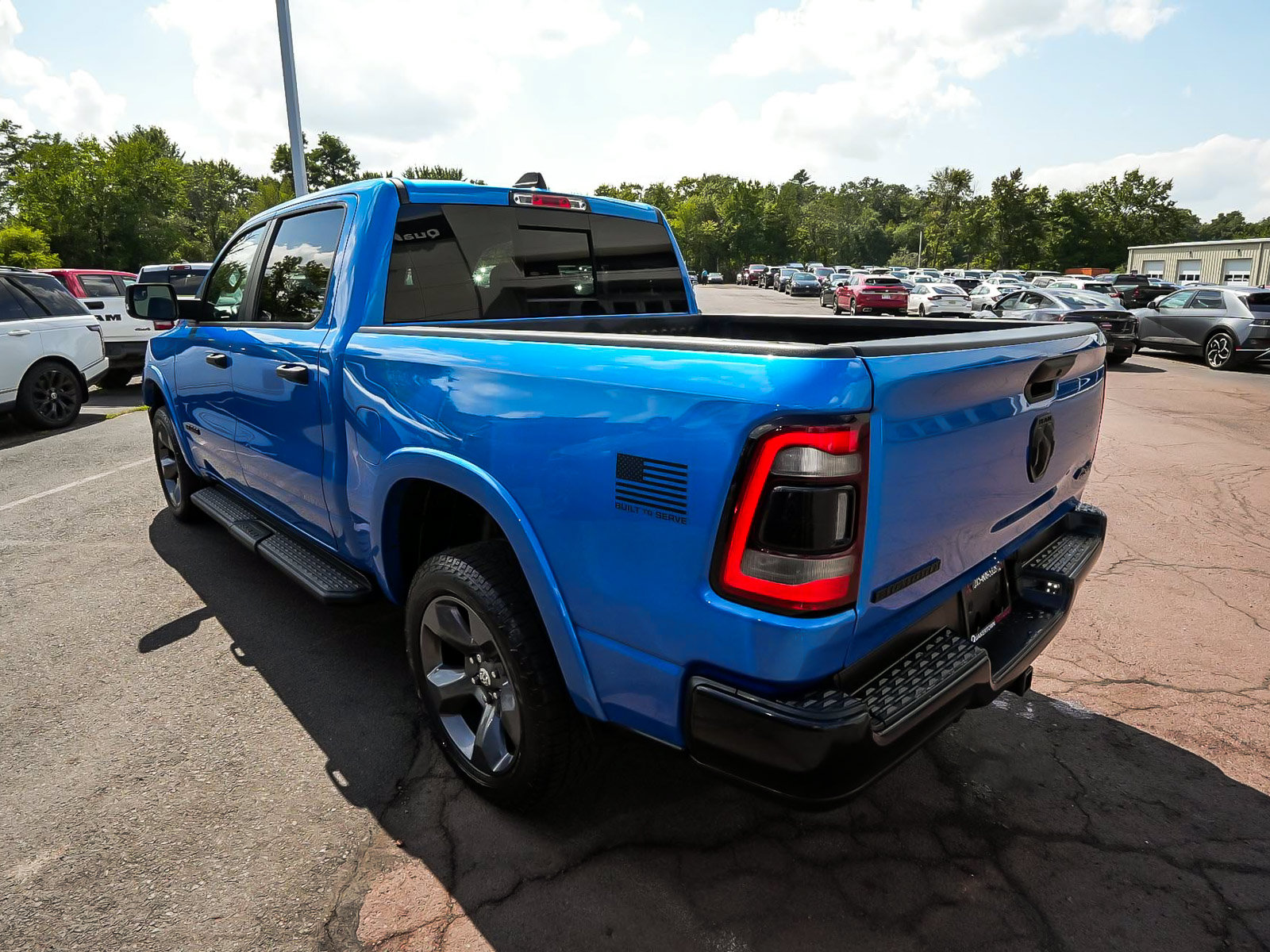 Used 2023 RAM 1500 Big Horn AWD/4WD image 4