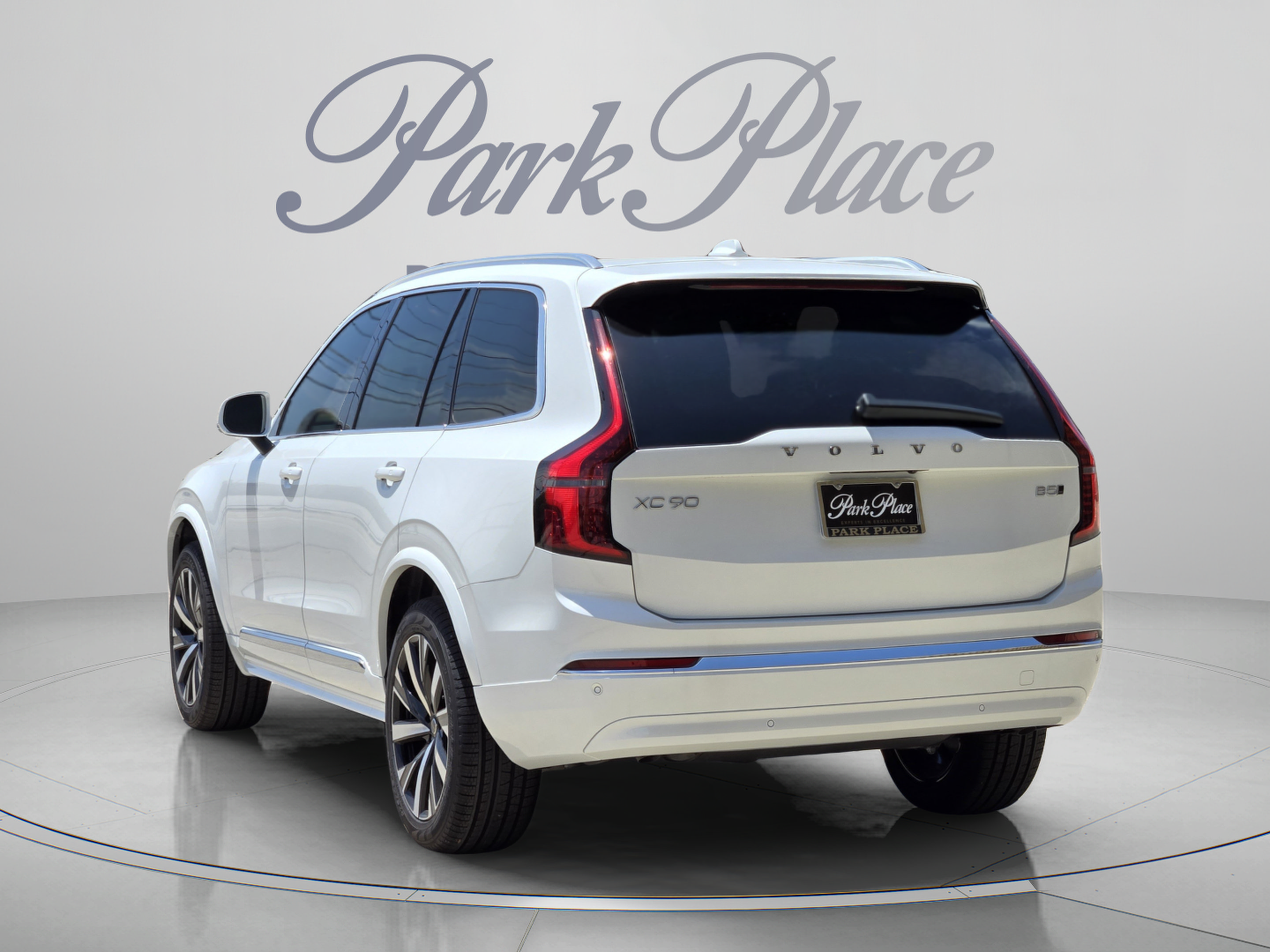 New 2026 Volvo XC90 B5 Core AWD/4WD image 3