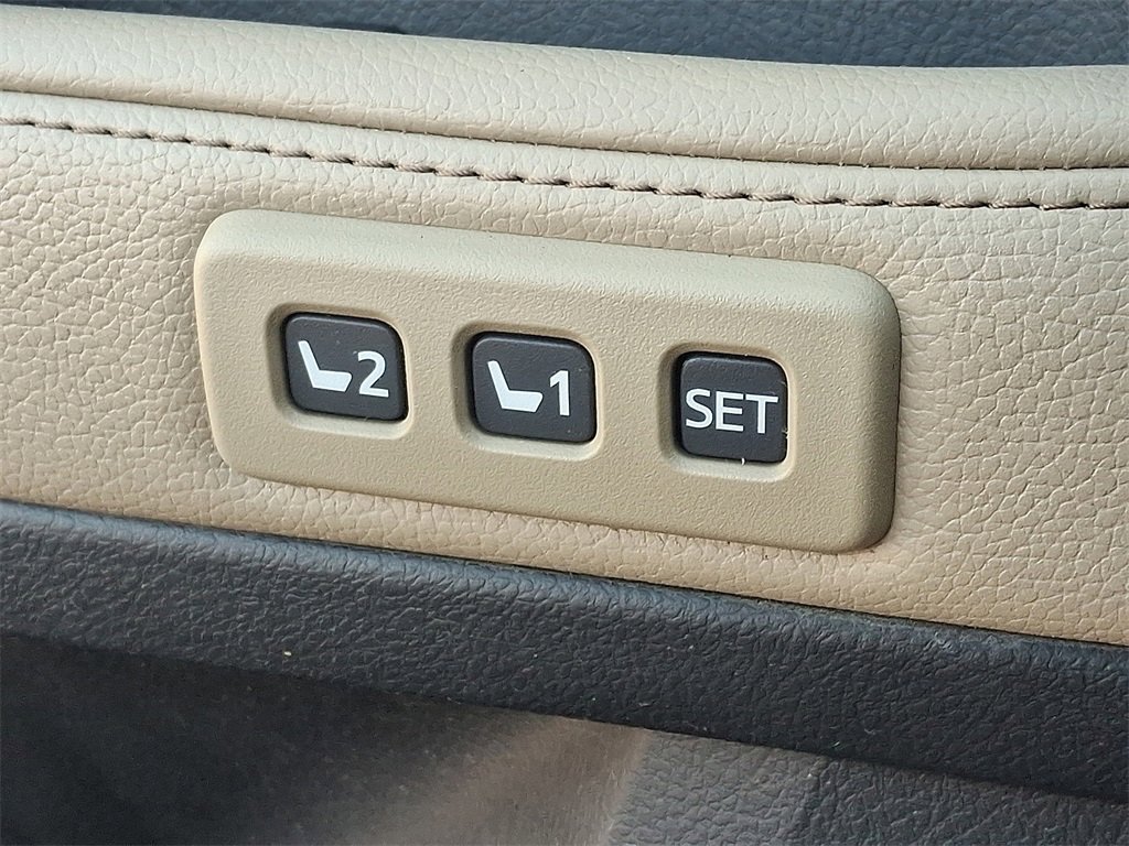 Used 2017 Toyota 4Runner Limited image 26