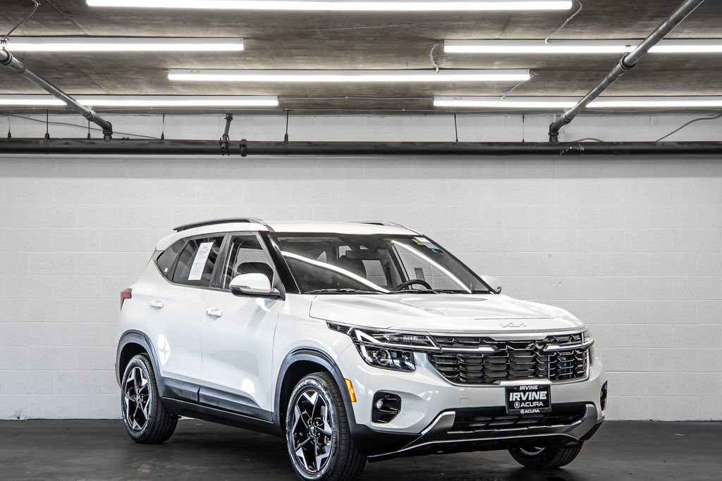 Used 2024 Kia Seltos EX image 7