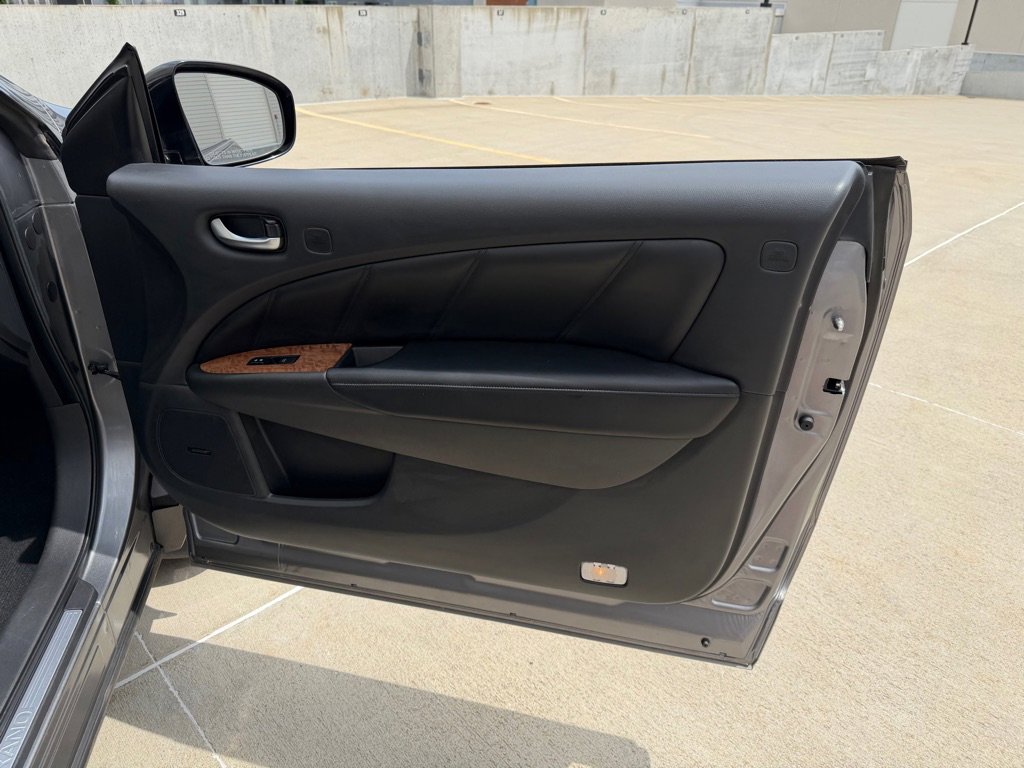 Used 2014 Nissan Murano CrossCabriolet w/ Navigation Package AWD/4WD image 25