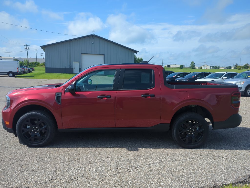 New 2025 Ford Maverick XLT w/ XLT Luxury Package image 4