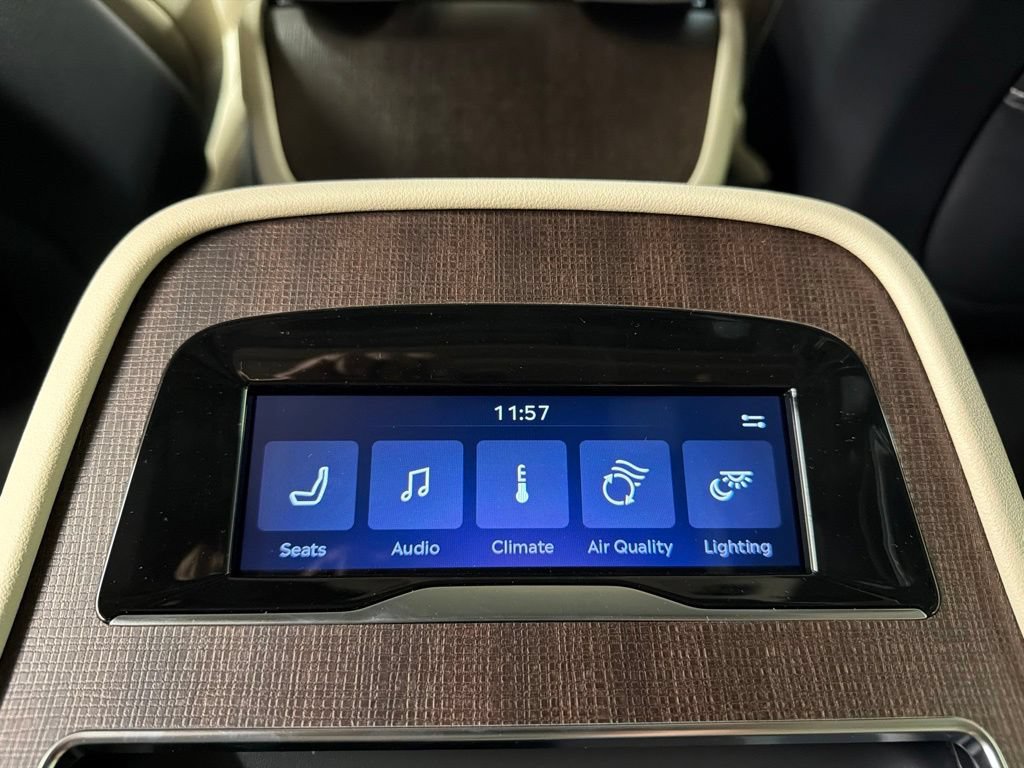 New 2027 Lincoln Navigator Reserve AWD/4WD image 36