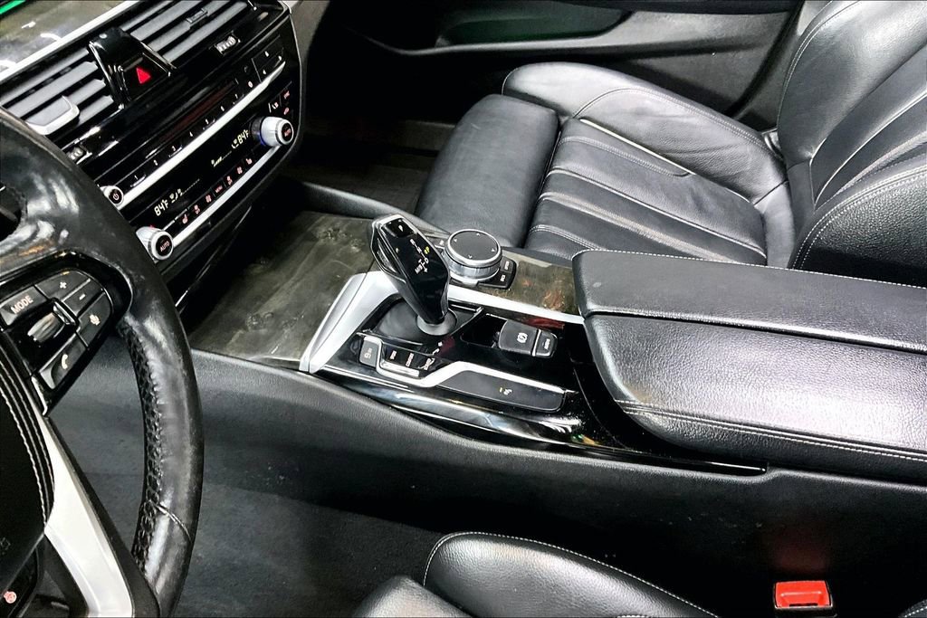 Used 2018 BMW 530i xDrive AWD/4WD image 17