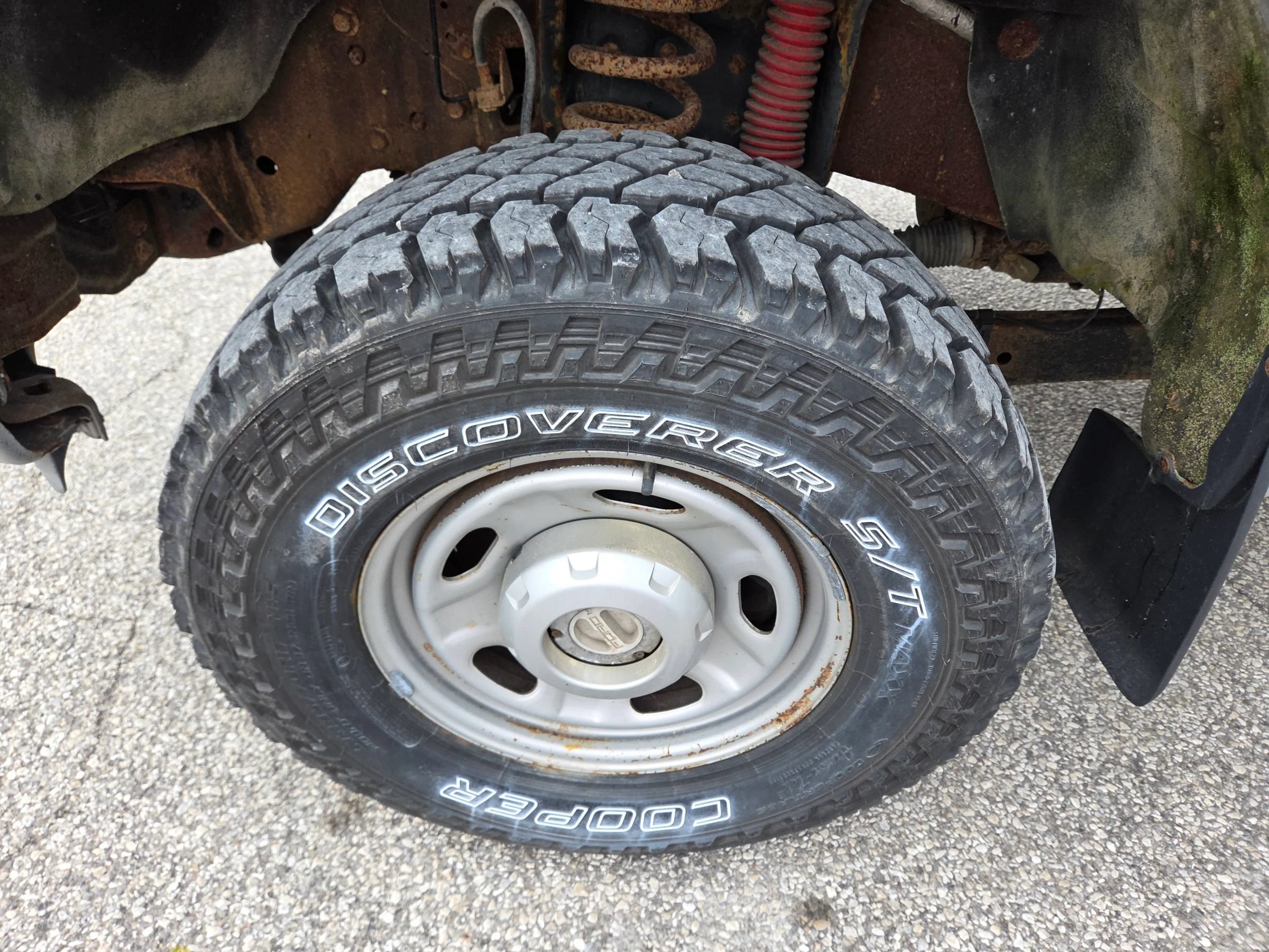 Used 2012 Ford F250 XL AWD/4WD image 8