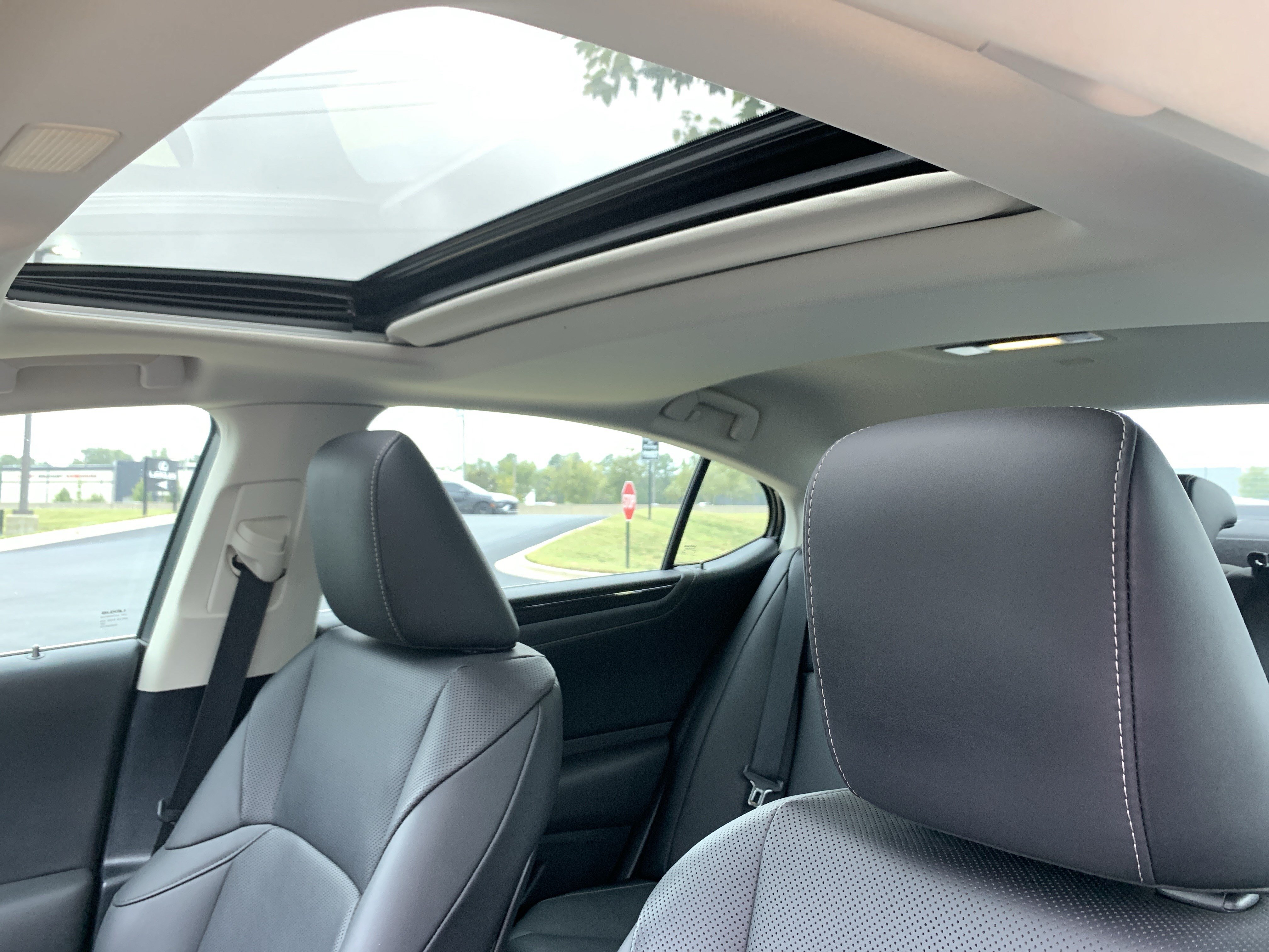 Certified 2021 Lexus ES 350 w/ Premium Package FWD image 28