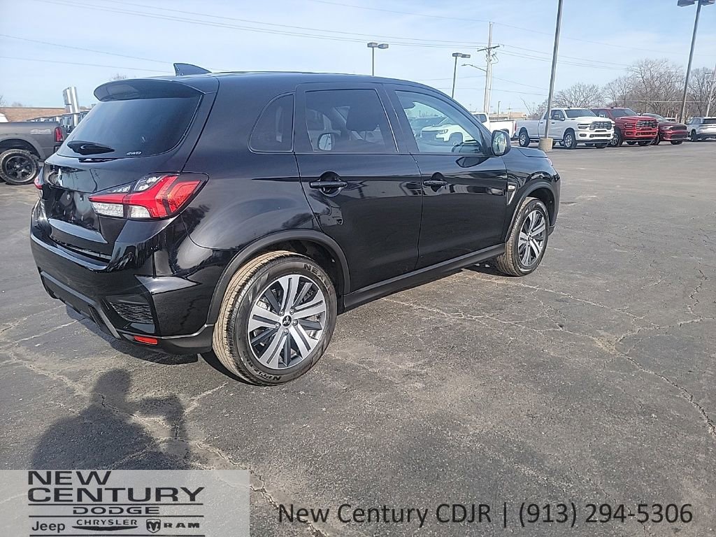 Used 2024 Mitsubishi Outlander Sport ES image 5