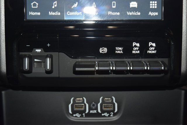 Used 2024 RAM 3500 Laramie w/ Night Edition AWD/4WD image 32