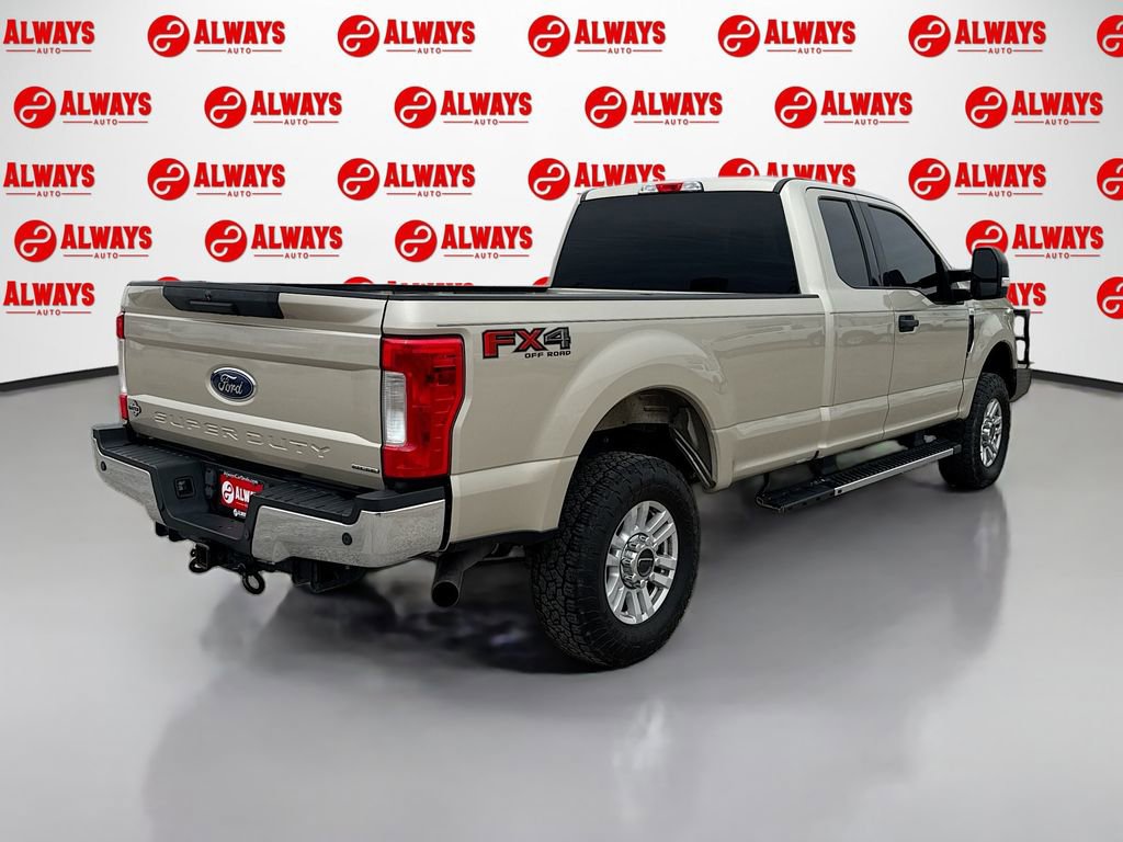 Used 2017 Ford F250 XLT w/ XLT Value Package AWD/4WD image 5