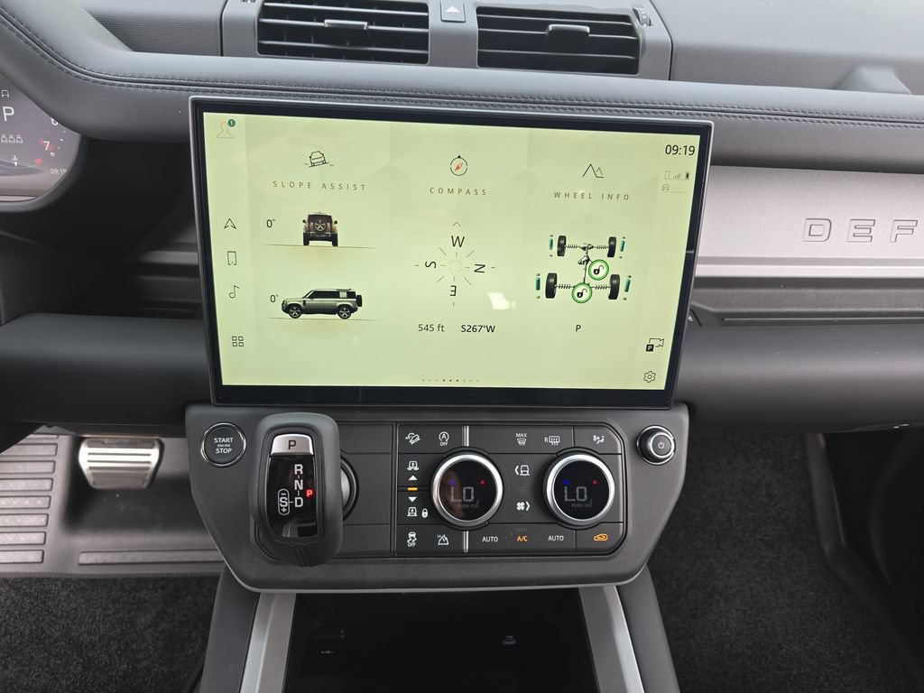 New 2026 Land Rover Defender 110 X AWD/4WD image 20