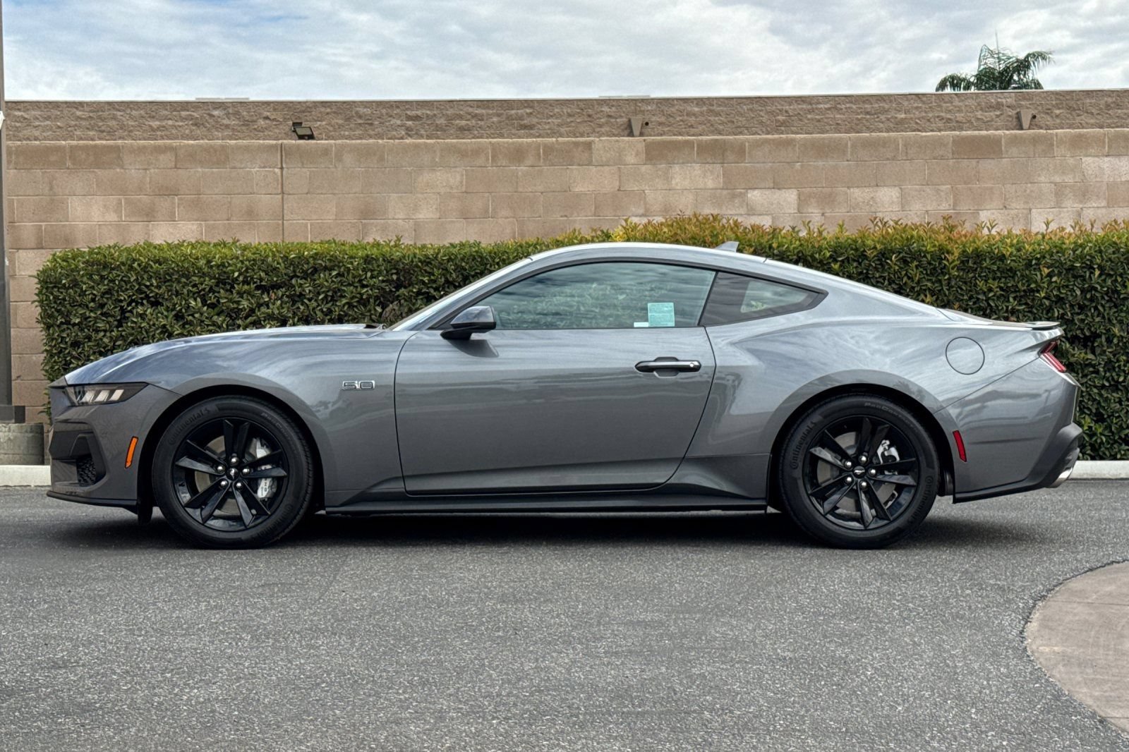 Used 2024 Ford Mustang GT RWD image 7