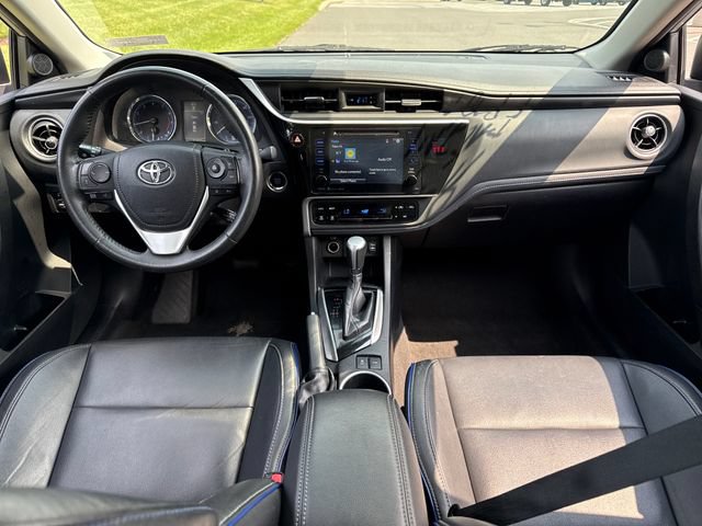 Used 2018 Toyota Corolla XSE FWD image 18