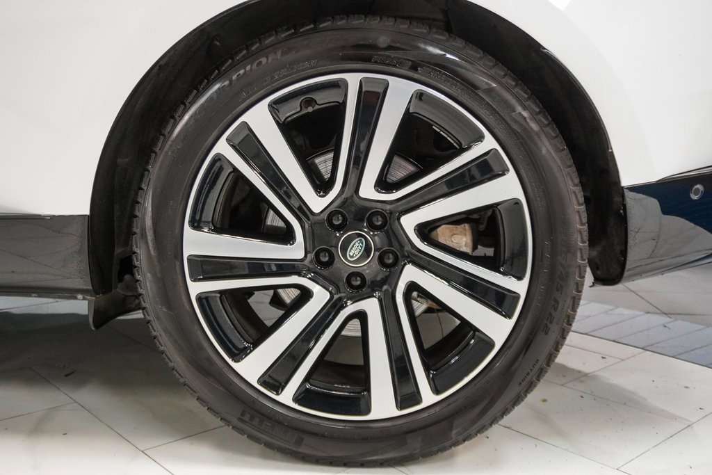 Used 2023 Land Rover Range Rover SE image 11