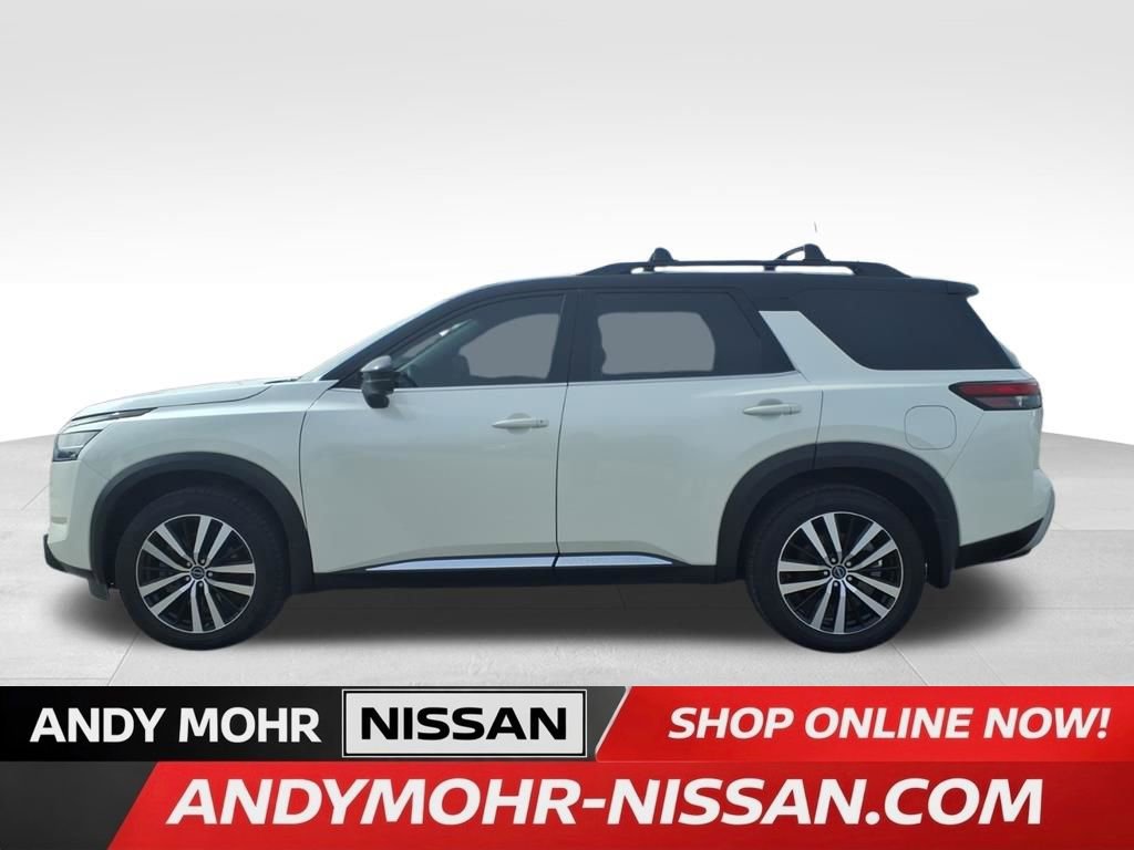 Used 2024 Nissan Pathfinder Platinum image 5