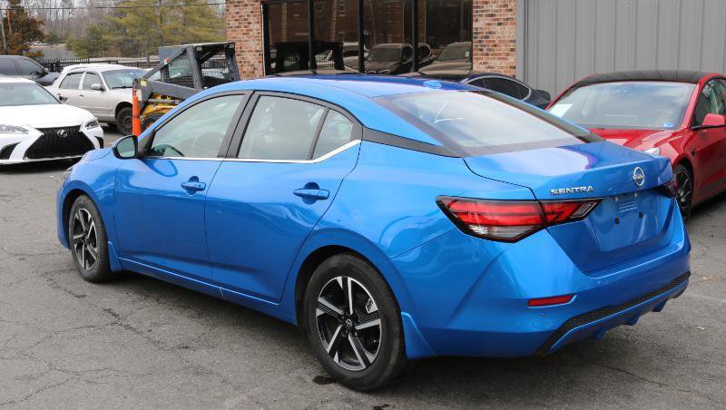 Used 2025 Nissan Sentra SV w/ All-Weather Package image 5