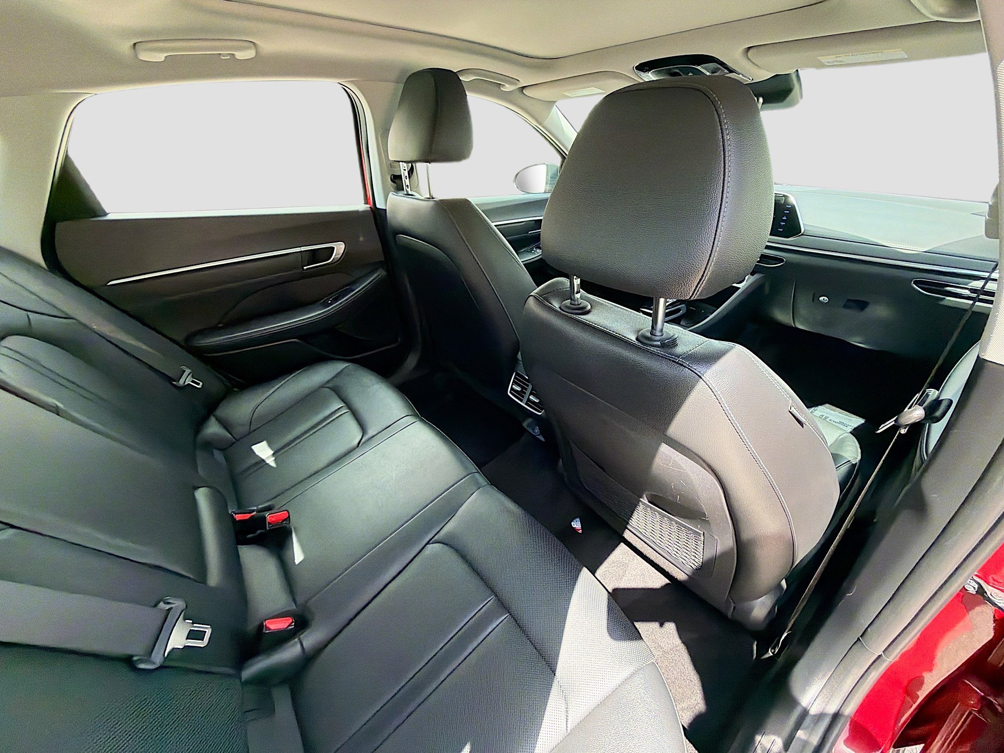 Used 2023 Hyundai Sonata Limited w/ Cargo Package image 28