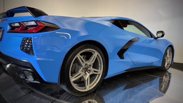 Used 2024 Chevrolet Corvette Stingray Premium Cpe w/ Z51 Performance Package RWD image 28