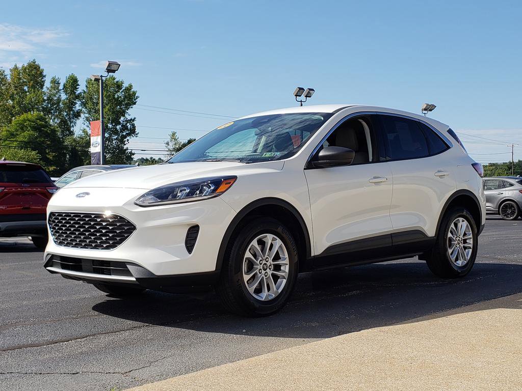 Used 2022 Ford Escape SE image 5