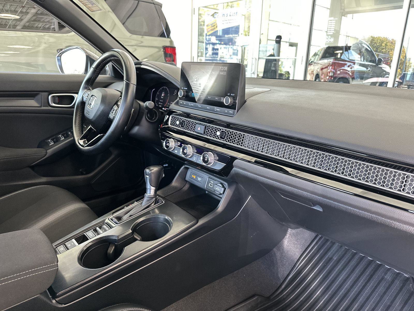 Certified 2024 Honda Civic Sport image 31