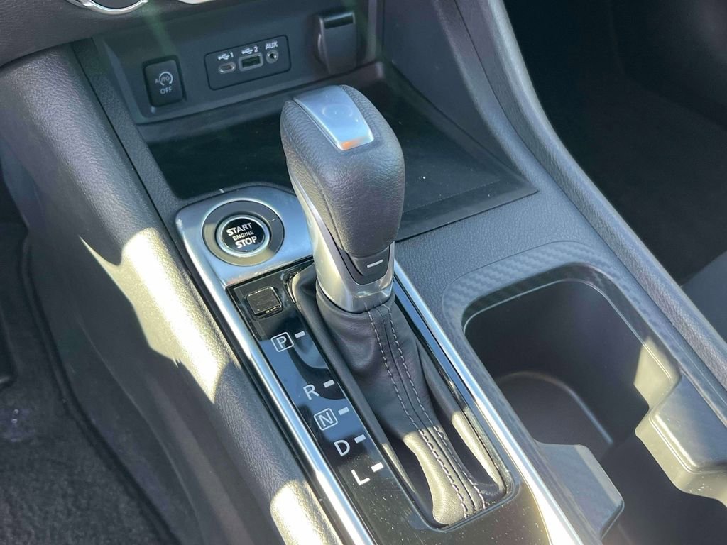 Certified 2025 Nissan Sentra SV image 28