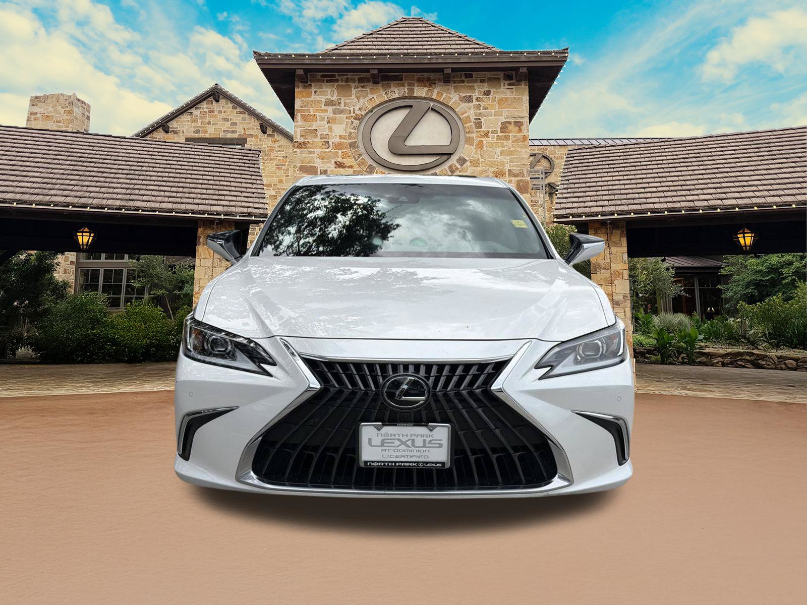 Certified 2024 Lexus ES 300h w/ Technology Package FWD image 27